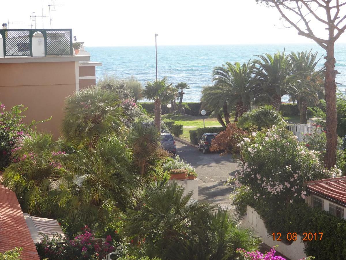Casa Mara Διαμέρισμα Santa Marinella Εξωτερικό φωτογραφία